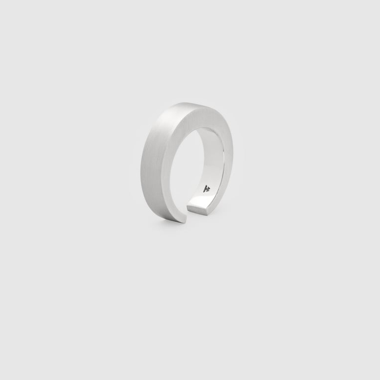 Fabricante de anéis com logotipo personalizado fabricante de joias de prata esterlina