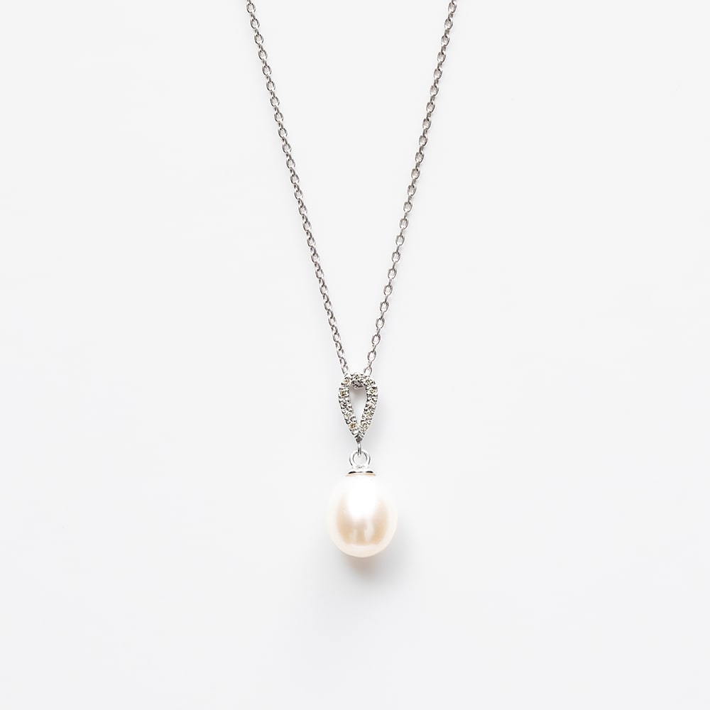Collana in argento sterling con placcatura in rodio e produttore di perle